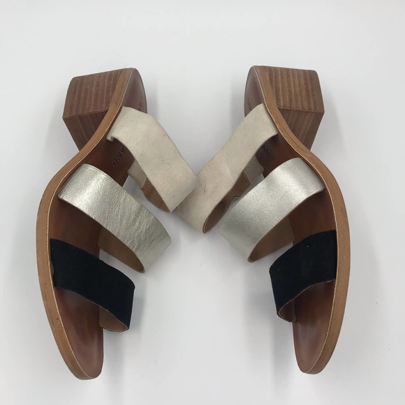 Lucky Brand Sandals Womens 6M Gold Black Releigh 2 Strappy Leather Slide On - Picture 4 of 8